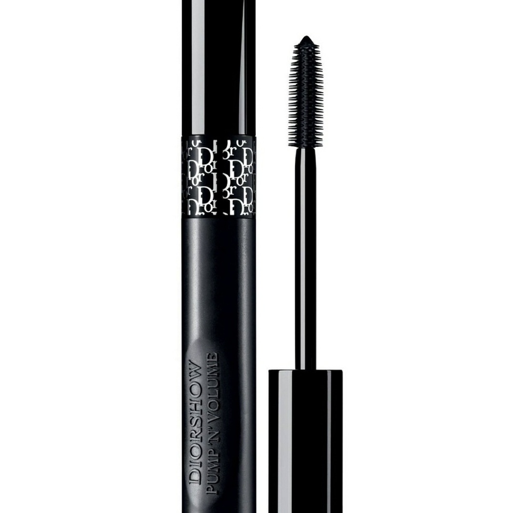 BNIB Dior show pump and volume